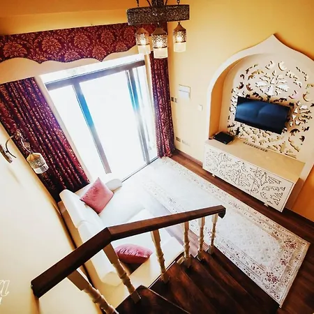 In Guest - Sofia Boutique 9 3*