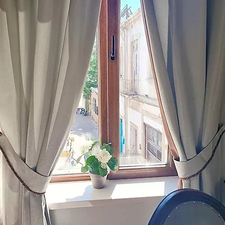 In Guest - Sofia Boutique 9 Kyrenia (Northern Cyprus)